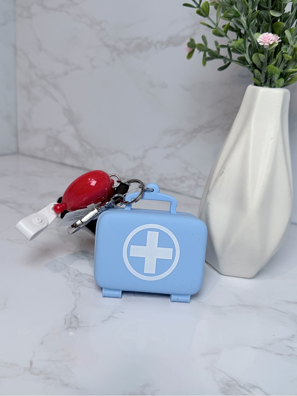 Bath and Body Works Pocketbac Holder Nurse Kit